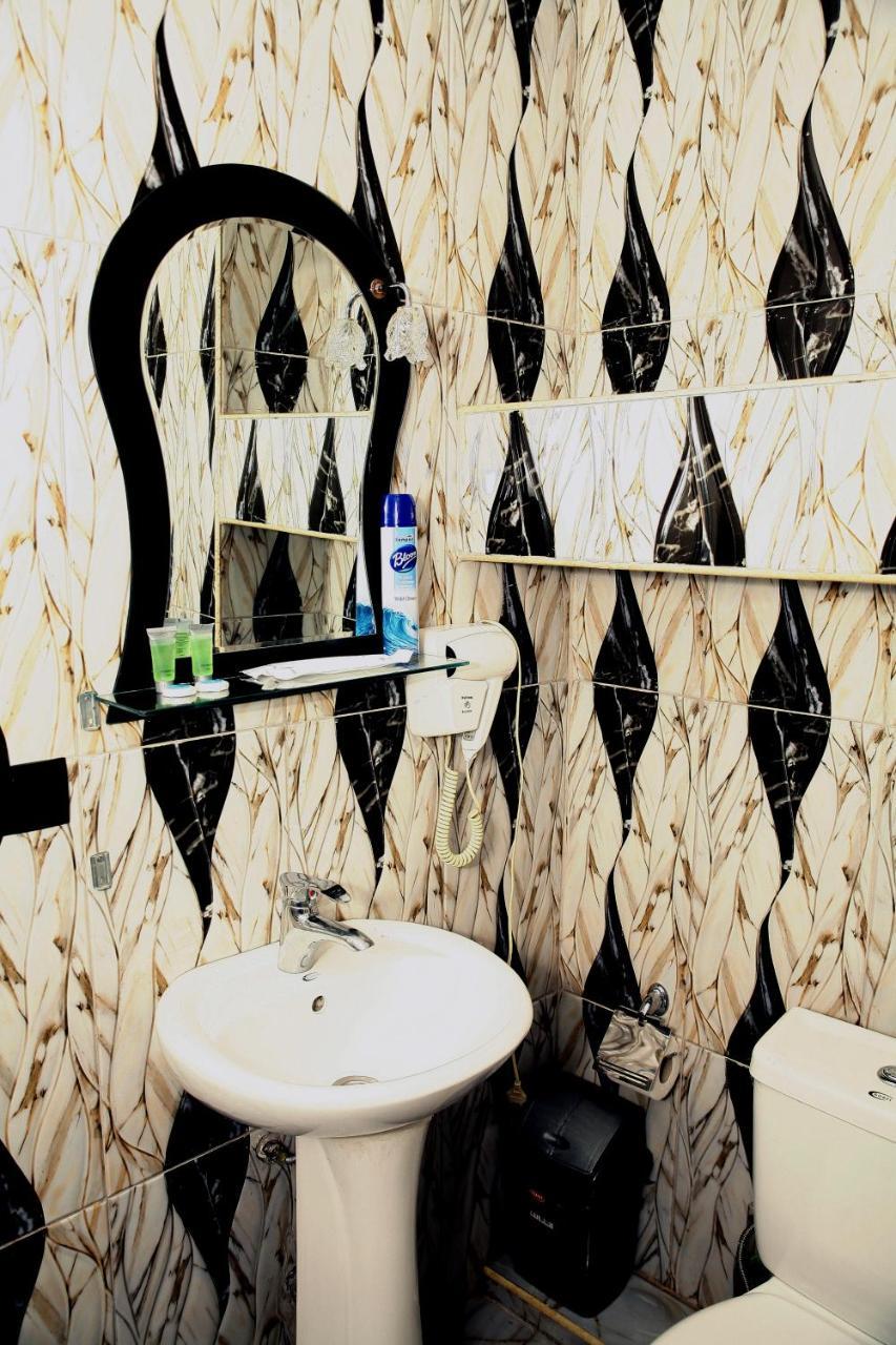 Hotel Richard Tbilisi Luaran gambar